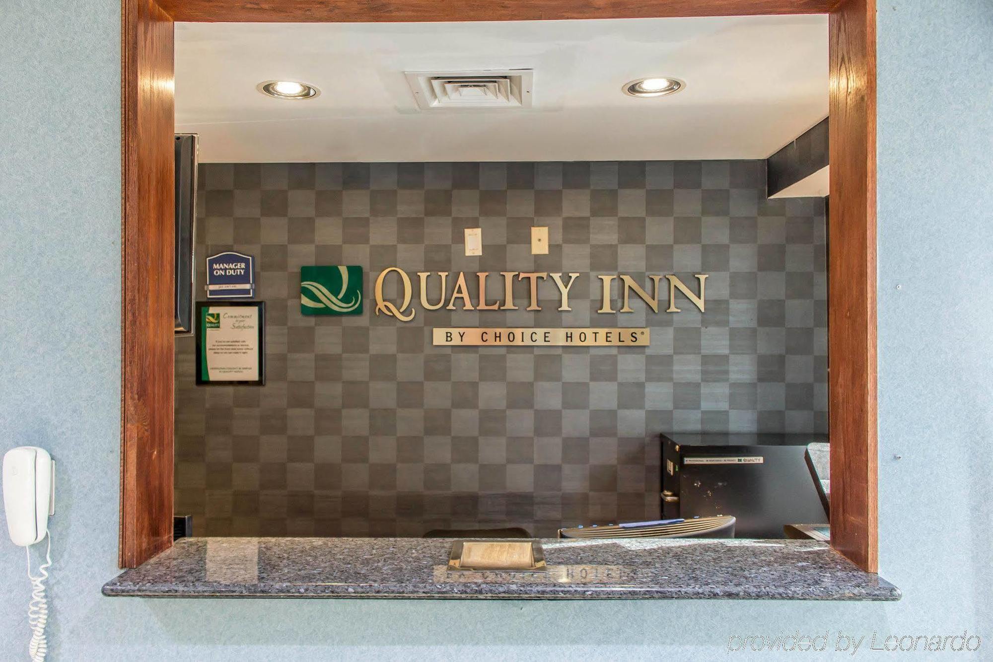 Paramount Inn フローラル・パーク エクステリア 写真