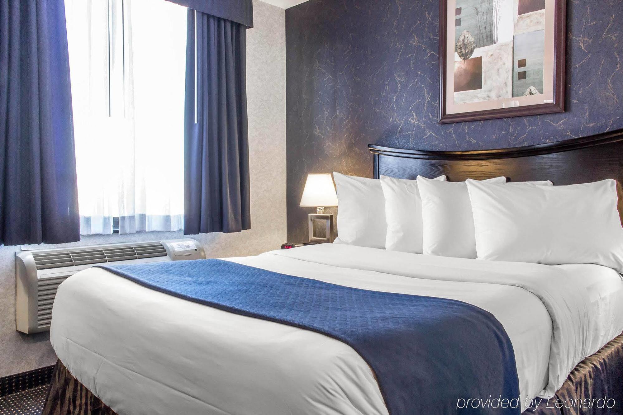 Paramount Inn フローラル・パーク エクステリア 写真