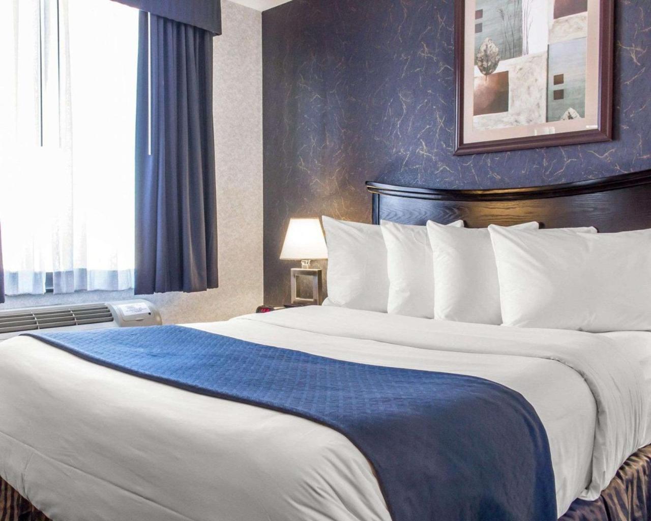 Paramount Inn フローラル・パーク エクステリア 写真
